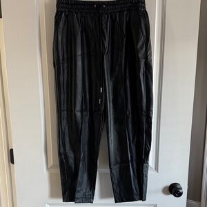CALIA by Carrie Underwood Black Joggers